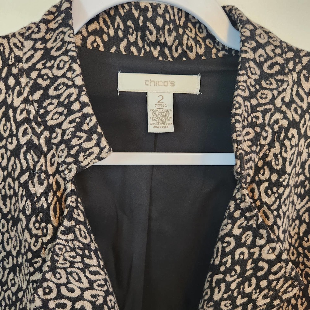 Chico's Women's Tan and Black Animal Print Jacket Blazer Chico's Size 2 - Picture 5 of 6